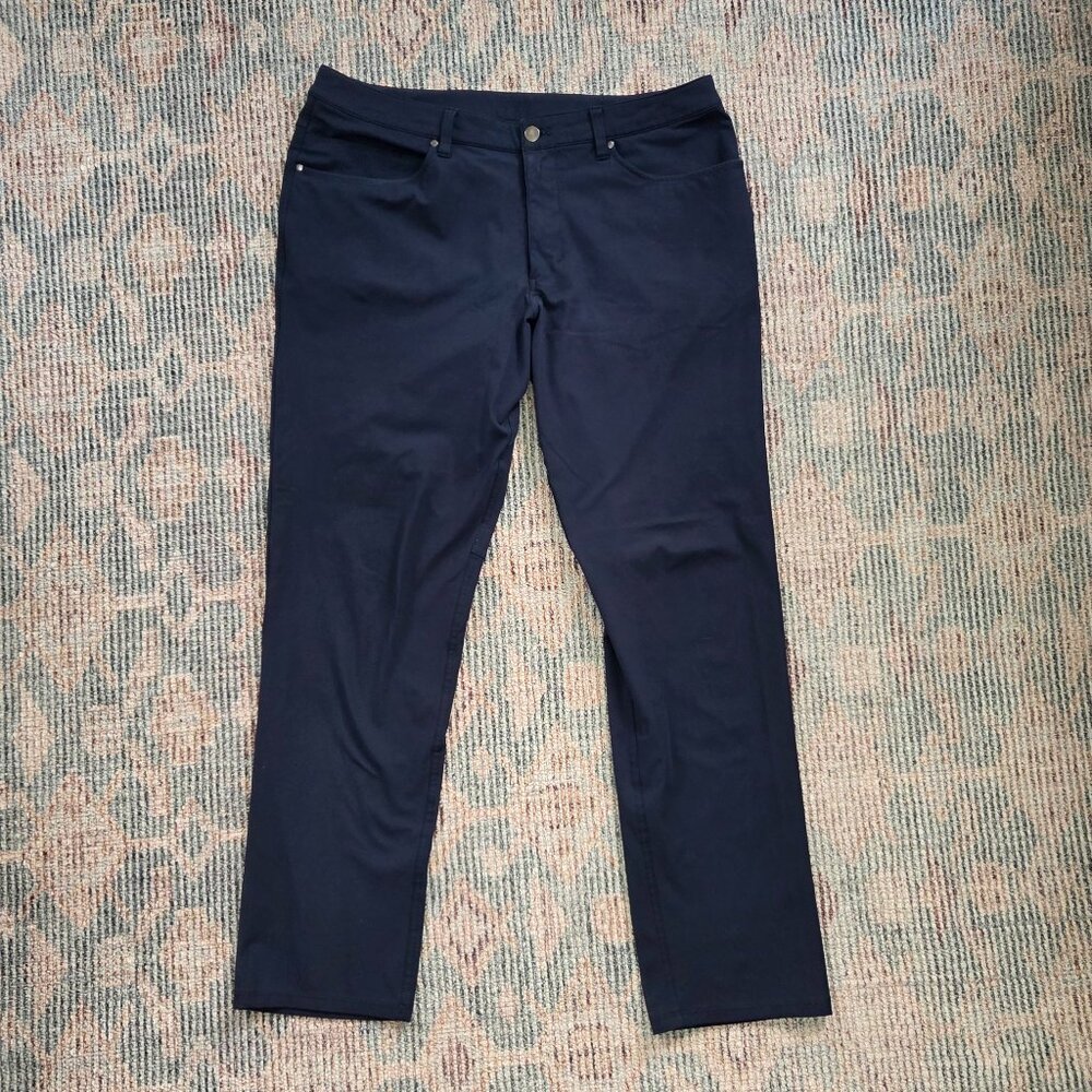 Lululemon ABC pants, 35x32